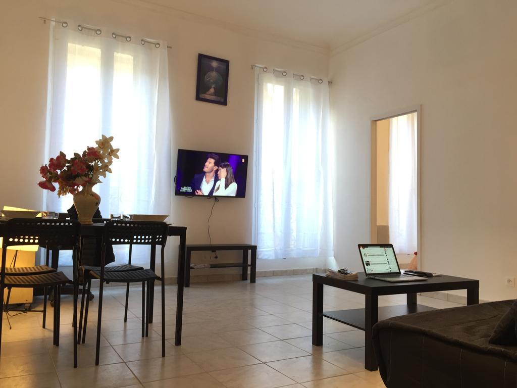 Appartement Euromed - Les Docks มาร์กเซย ภายนอก รูปภาพ